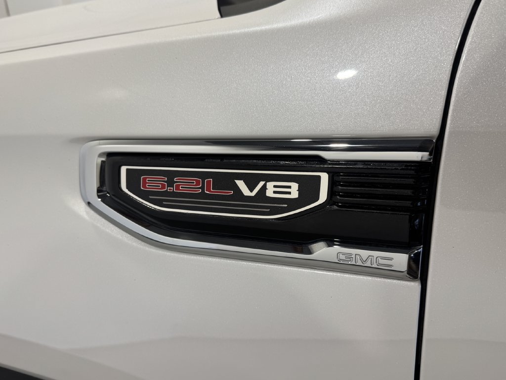 Used 2021 GMC Sierra 1500 Denali w/ Driver Alert Package II AWD/4WD image 28
