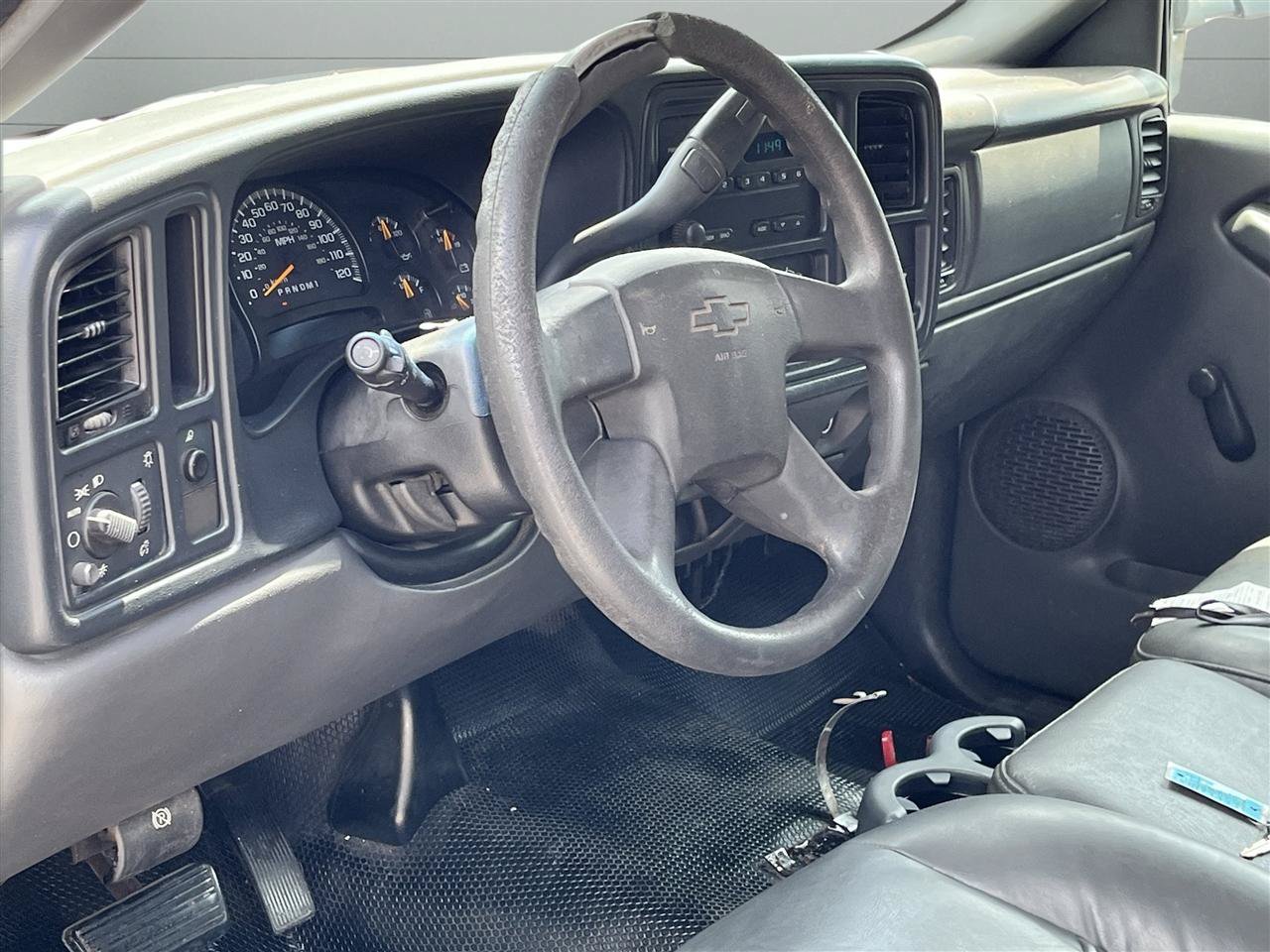 Used 2006 Chevrolet Silverado 3500 2WD Regular Cab image 13