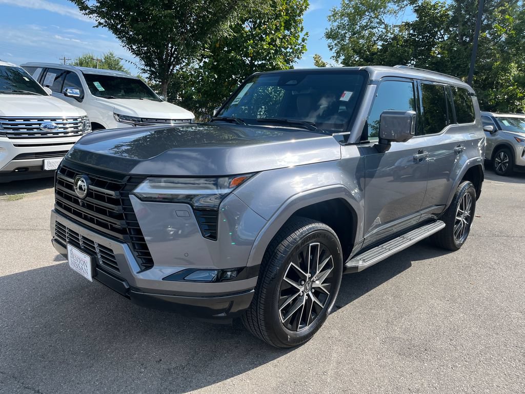 Used 2026 Lexus GX 550 w/ Cold Area Package AWD/4WD image 3