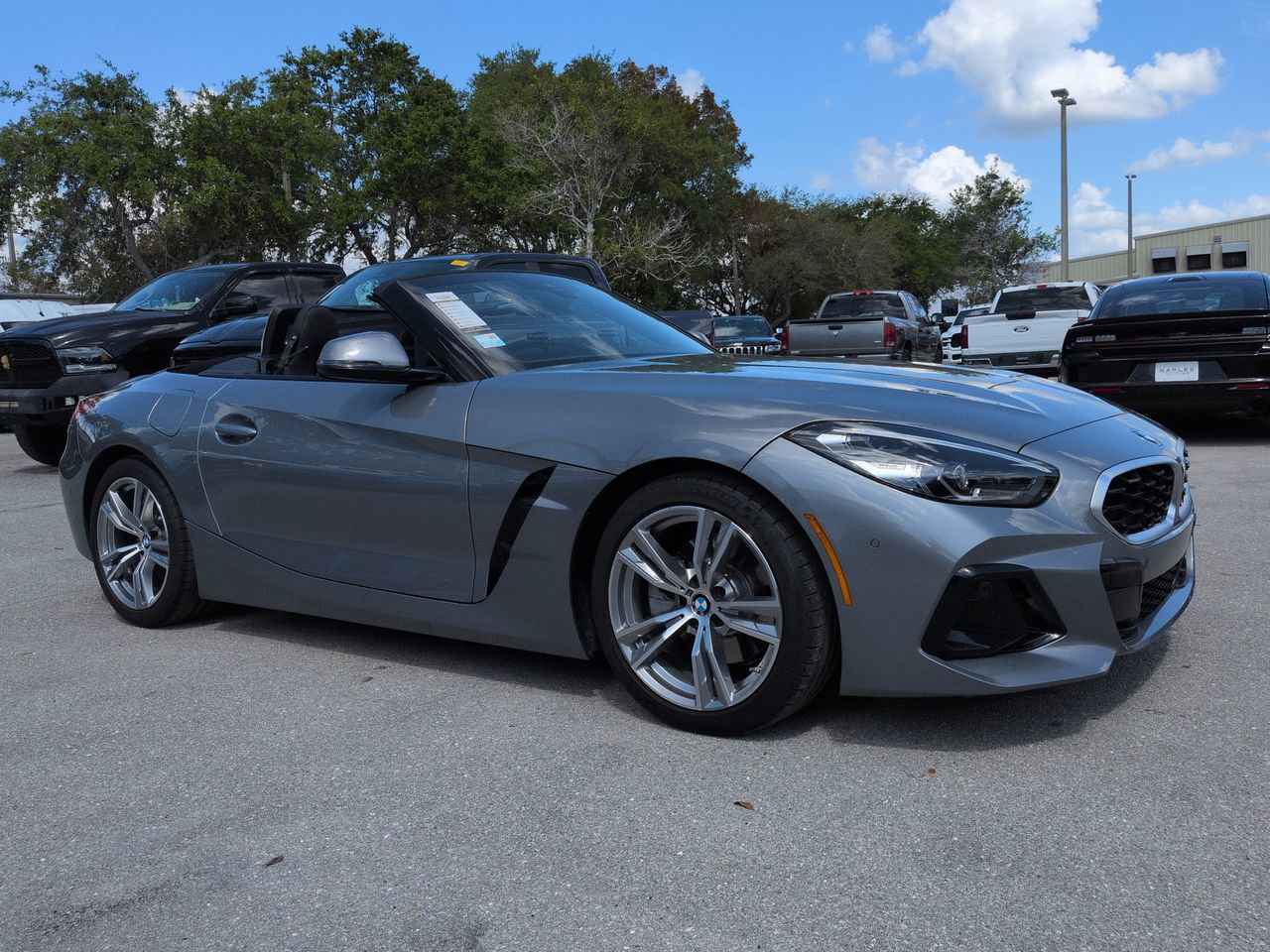 Used 2026 BMW Z4 sDrive30i RWD image 2