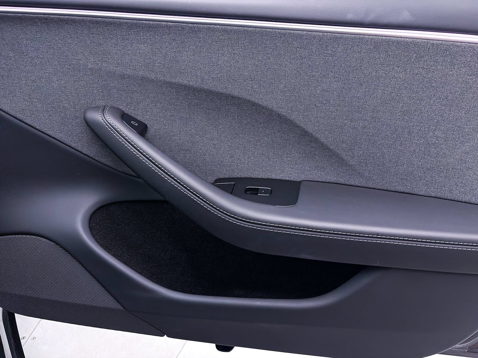 Used 2025 Tesla Model 3 Long Range RWD image 32