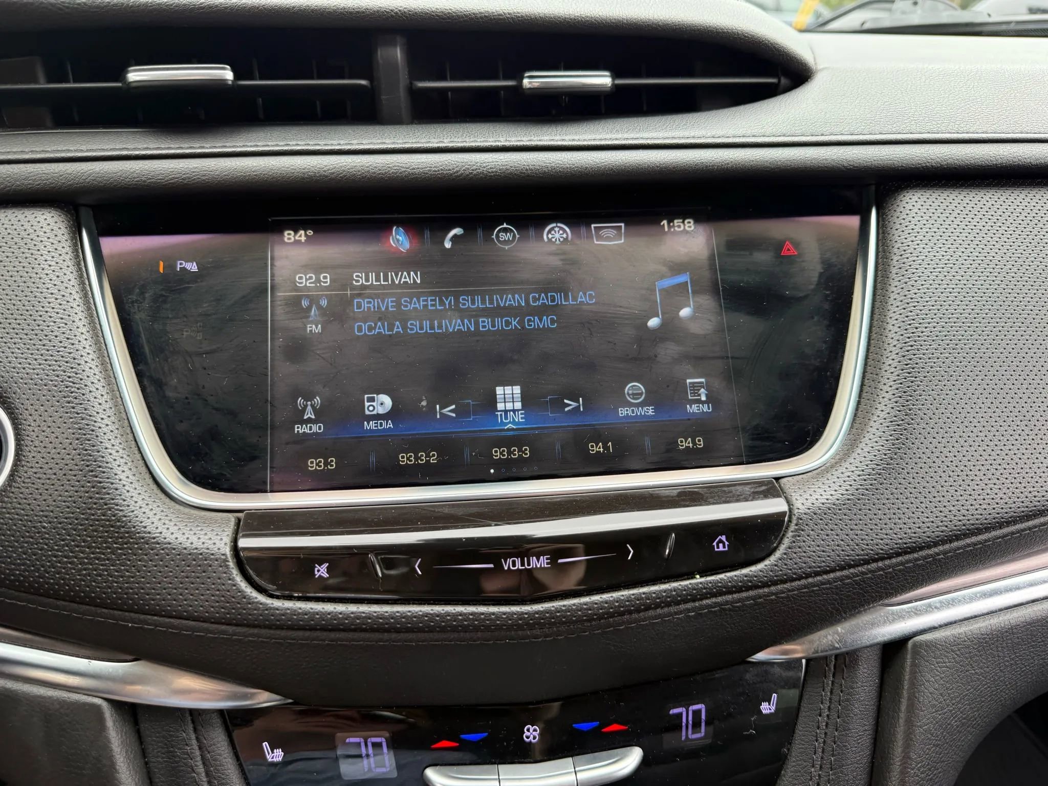 Used 2017 Cadillac XT5 Luxury w/ Driver Awareness Package FWD image 29