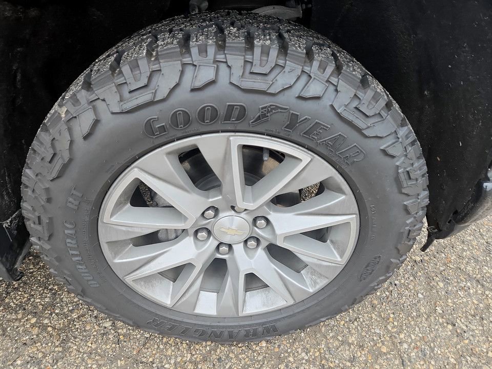 Used 2021 Chevrolet Silverado 1500 High Country w/ Z71 Off-Road Package image 37