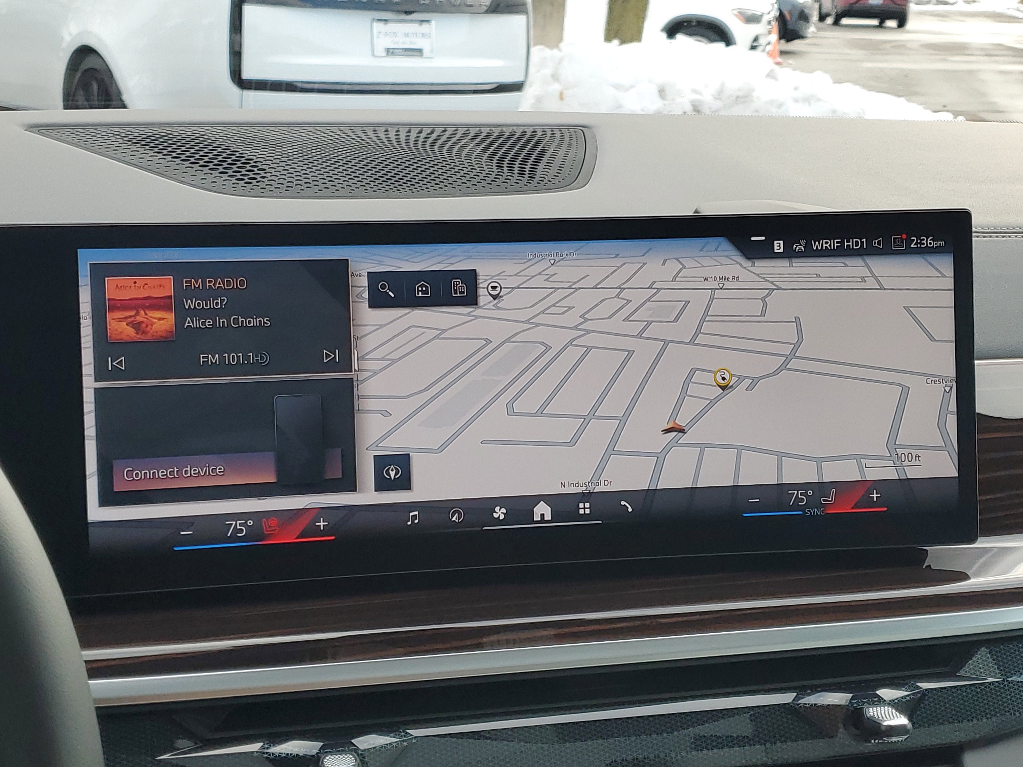 New 2026 BMW X5 xDrive50e image 17