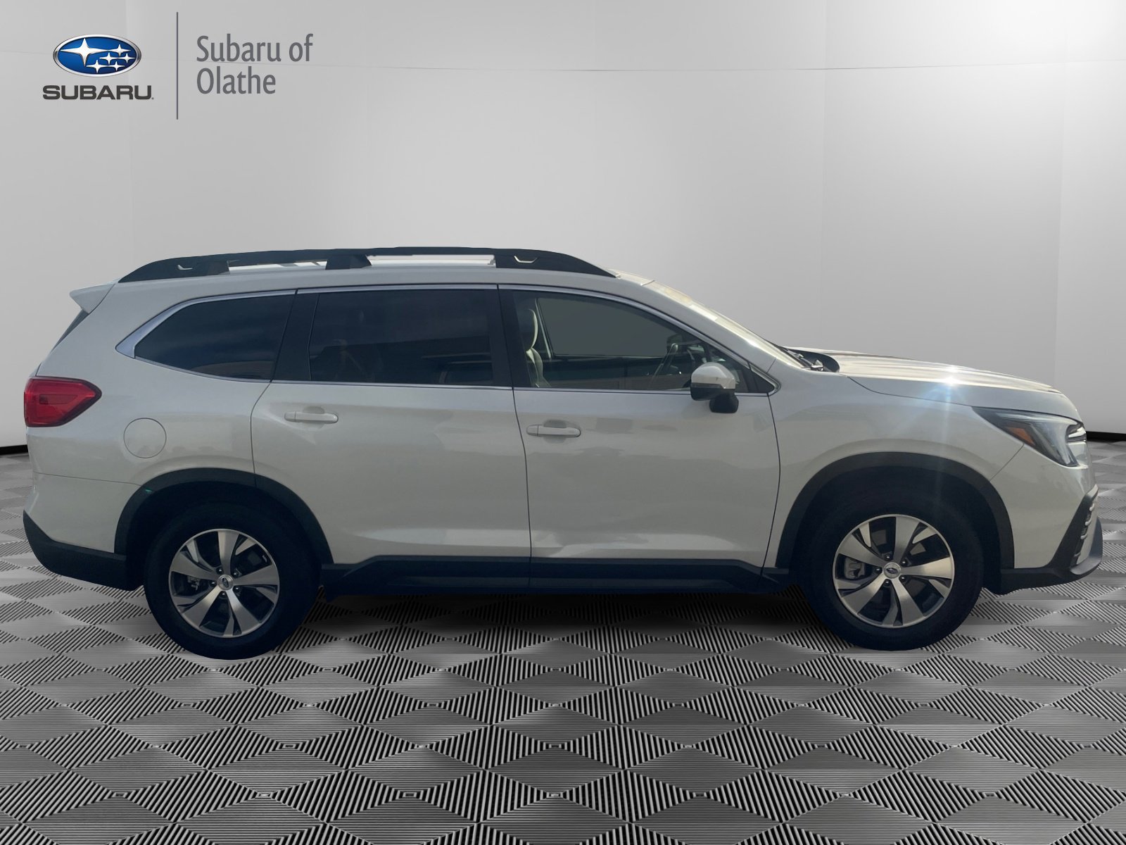 Certified 2023 Subaru Ascent Premium w/ Convenience Package image 11