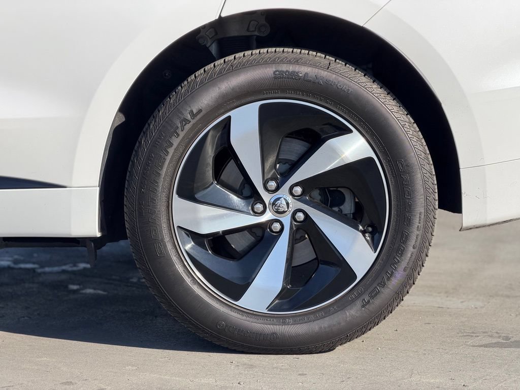 Used 2024 Jaguar F-PACE R-Dynamic S AWD/4WD image 2
