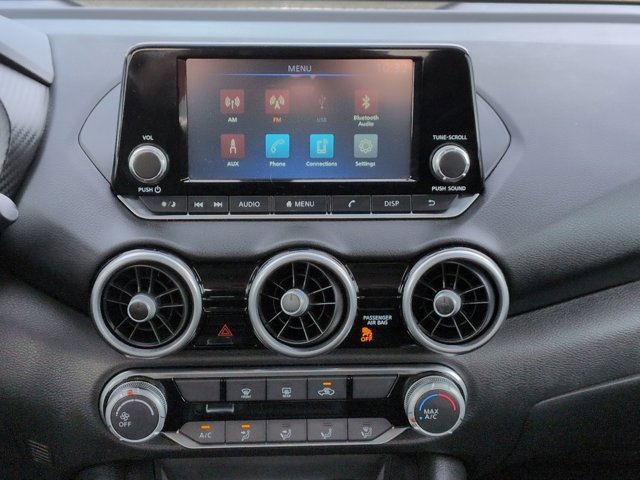 Used 2024 Nissan Sentra S image 17