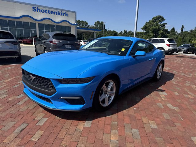 Used 2026 Ford Mustang Premium RWD image 32