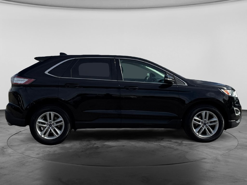 Used 2018 Ford Edge SEL FWD image 11