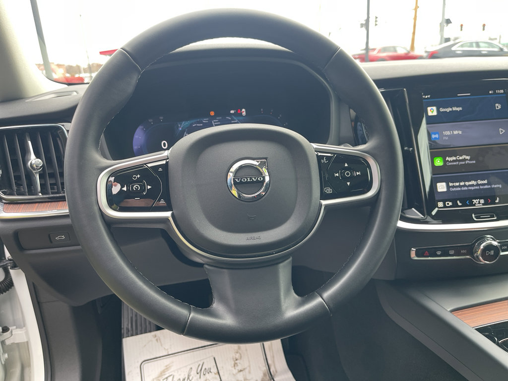 Used 2025 Volvo V60 B5 Cross Country Plus image 20