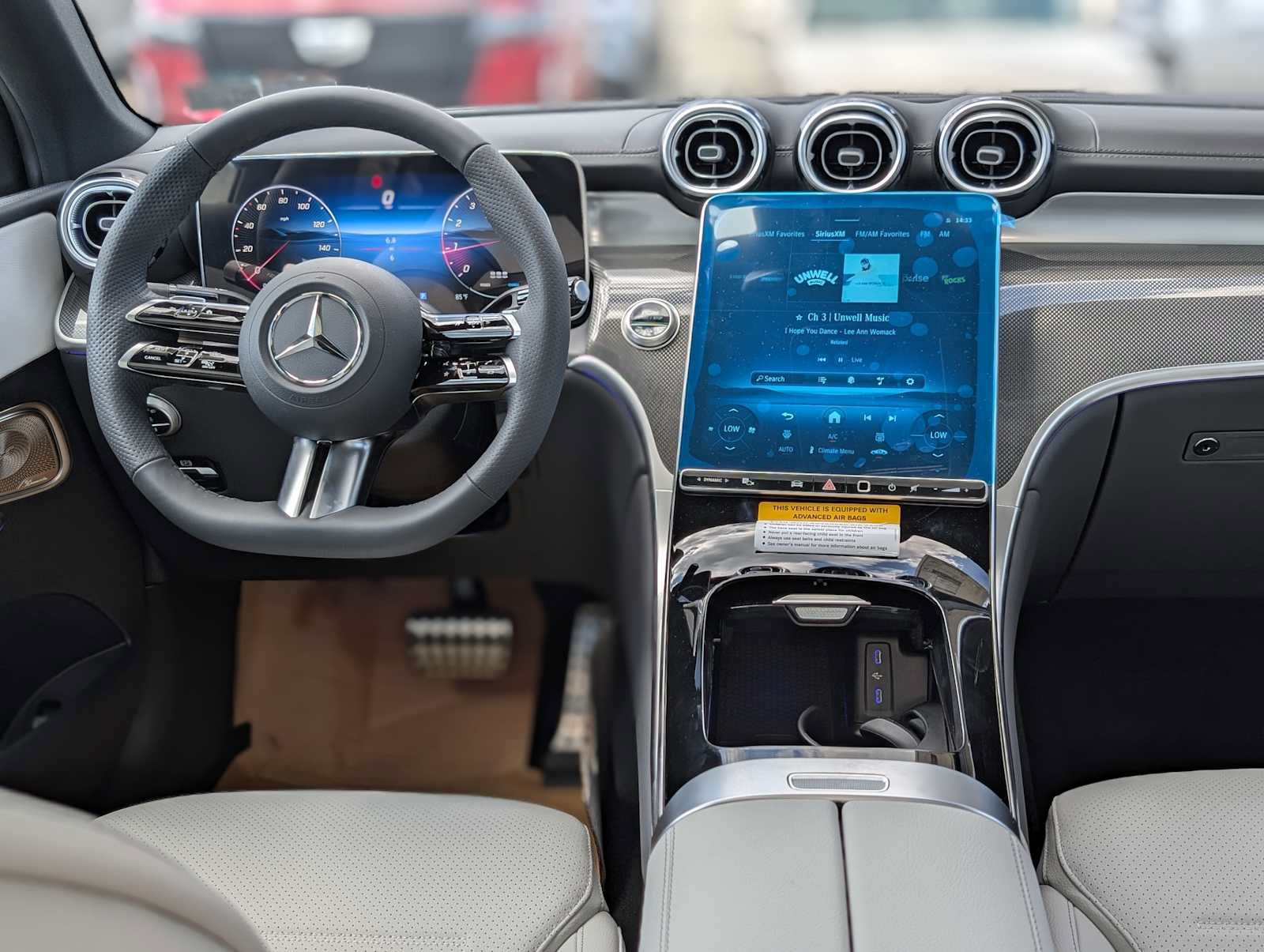 New 2027 Mercedes-Benz GLC 300 4MATIC image 4