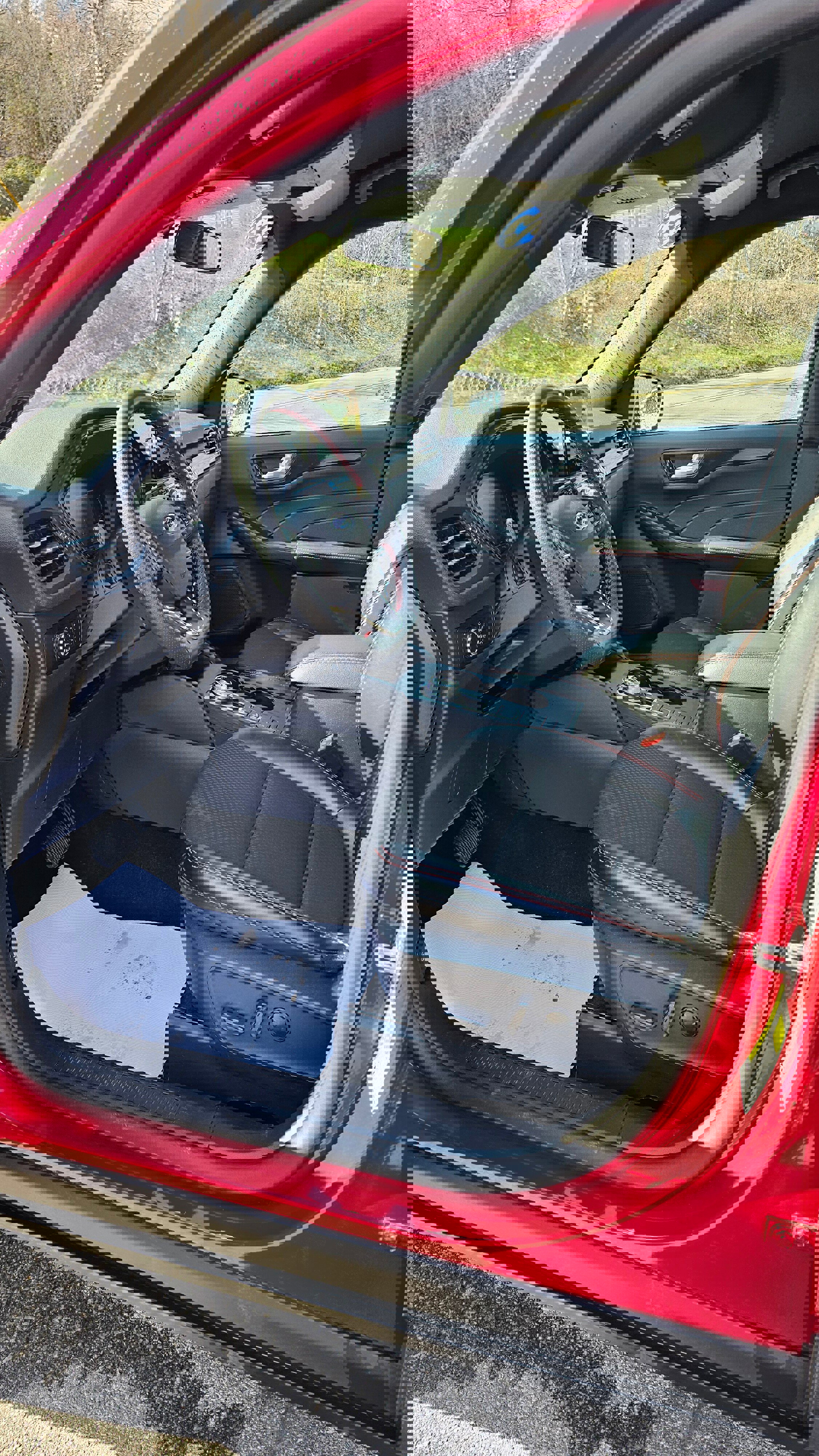 Used 2025 Ford Escape ST-Line image 15