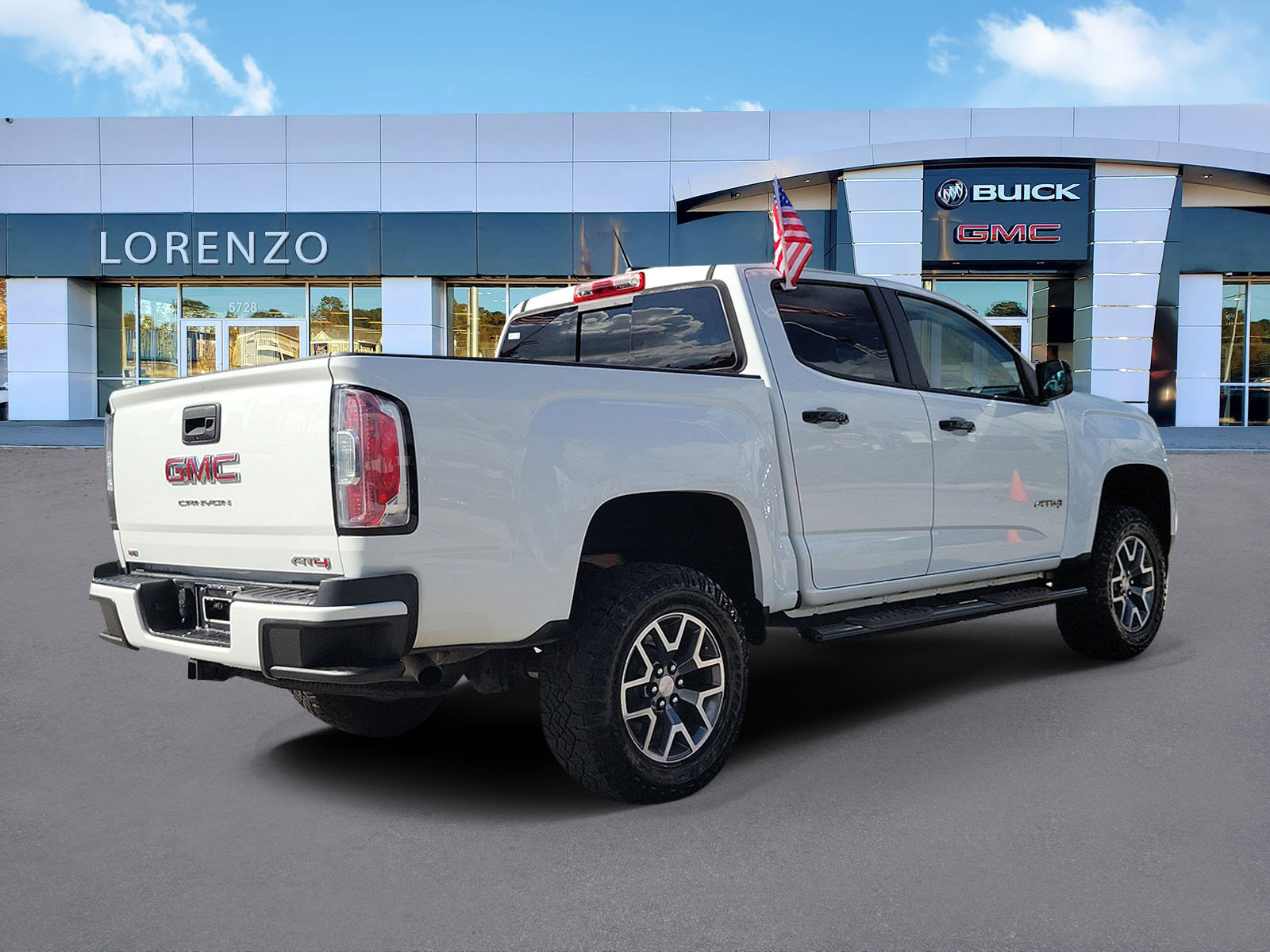 Used 2022 GMC Canyon AT4 w/ Trailering Package image 5