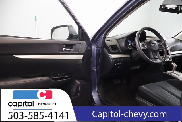 Used 2013 Subaru Outback 2.5i AWD/4WD image 9