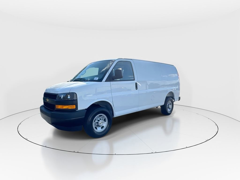 New 2026 Chevrolet Express 2500 image 4