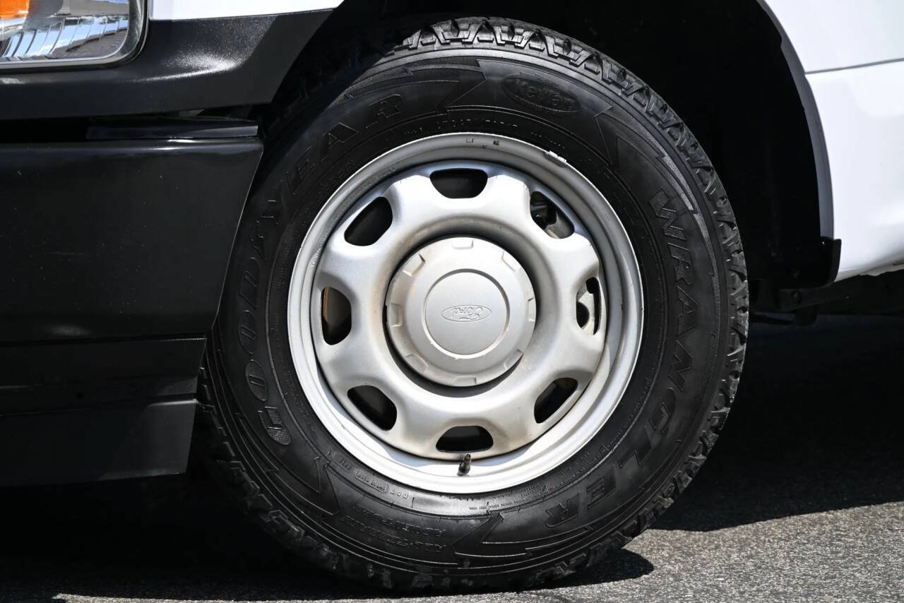 Used 2020 Ford F150 XL w/ XL Power Equipment Group RWD image 3