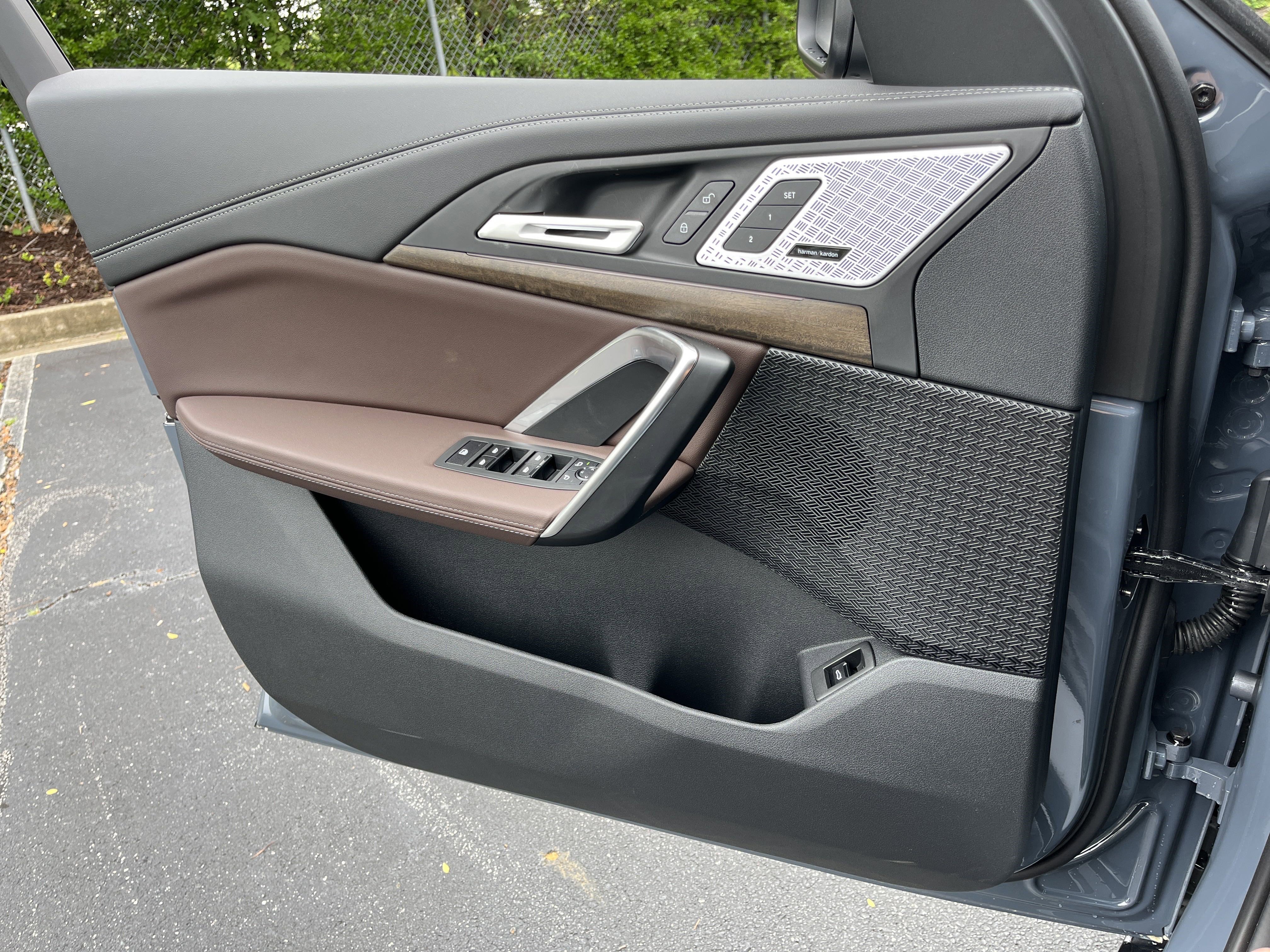 New 2025 BMW X1 xDrive28i w/ Technology Package image 17