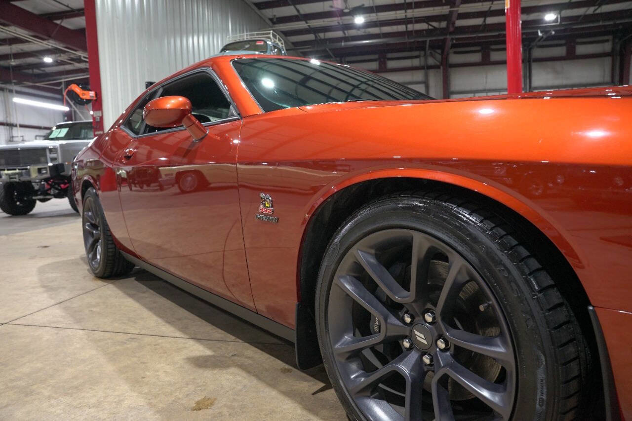 Used 2022 Dodge Challenger R/T Scat Pack w/ Driver Convenience Group image 32