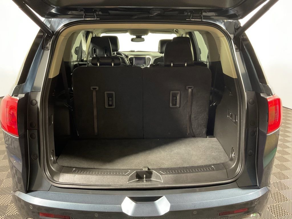Used 2019 GMC Acadia Denali image 14