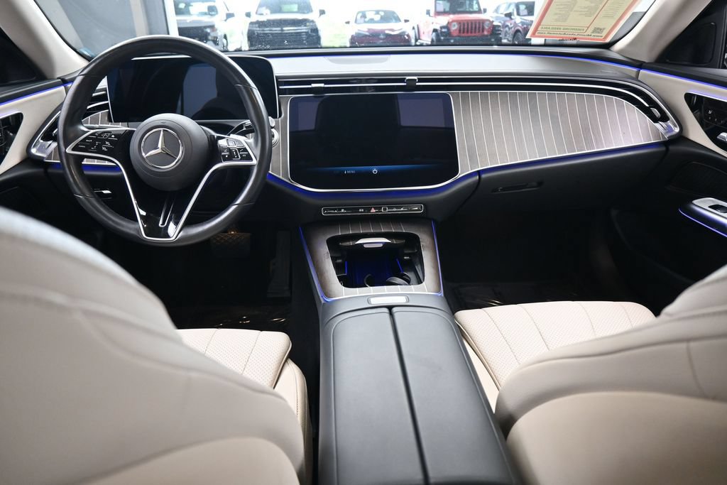 Used 2025 Mercedes-Benz E 350 Sedan w/ Winter Package image 40
