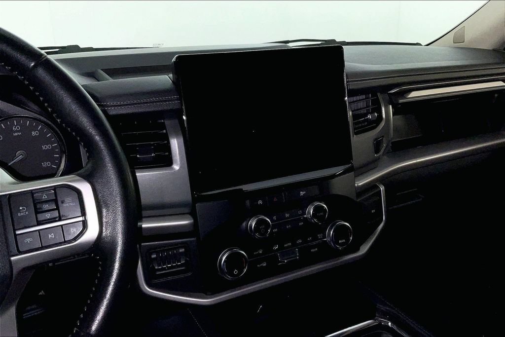 Used 2024 Ford Expedition XLT RWD image 9