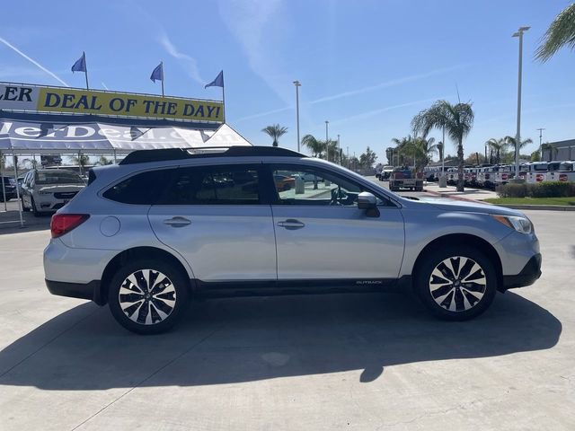 Used 2017 Subaru Outback 2.5i Limited image 9
