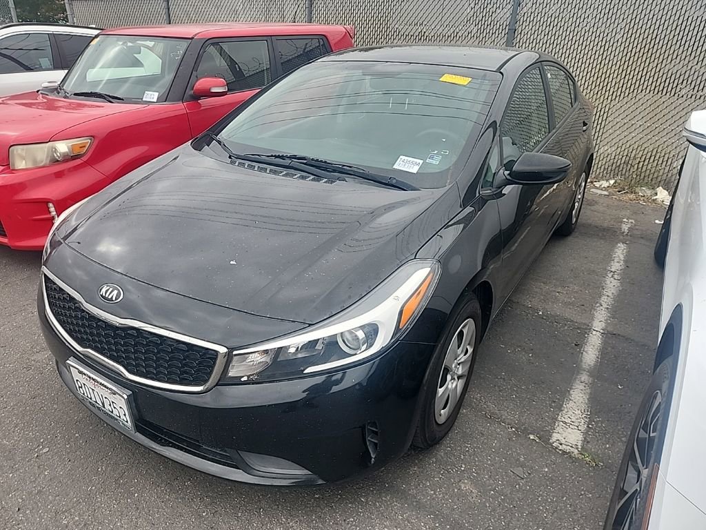 Used 2017 Kia Forte LX FWD image 4