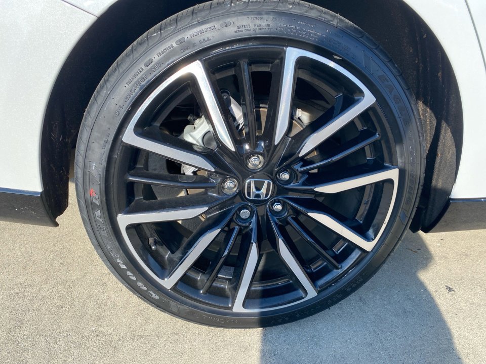 Certified 2023 Honda Accord Touring image 27