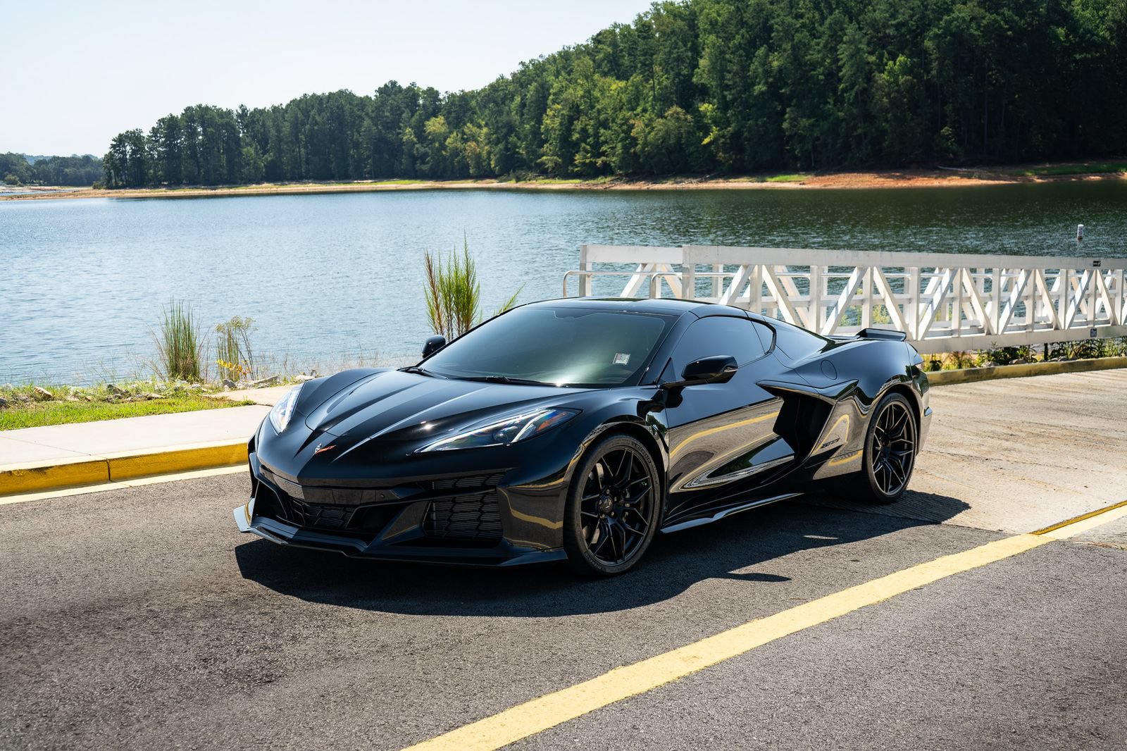 Used 2023 Chevrolet Corvette Z06 RWD image 9