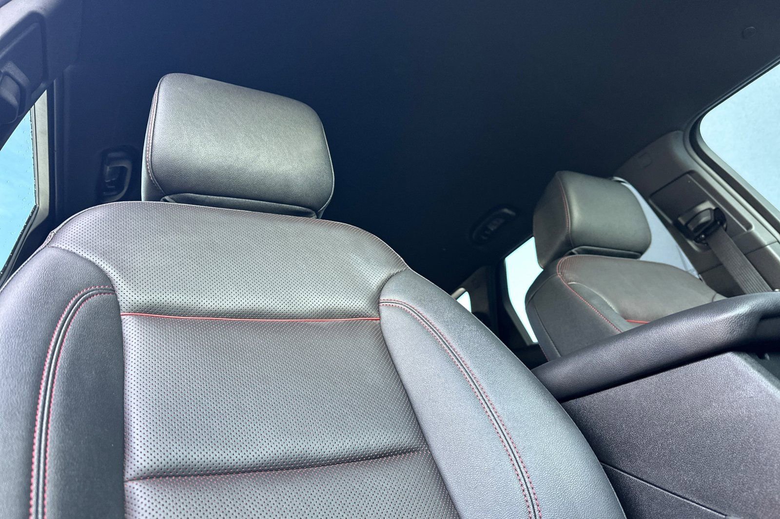 Used 2025 Chevrolet Blazer RS image 21