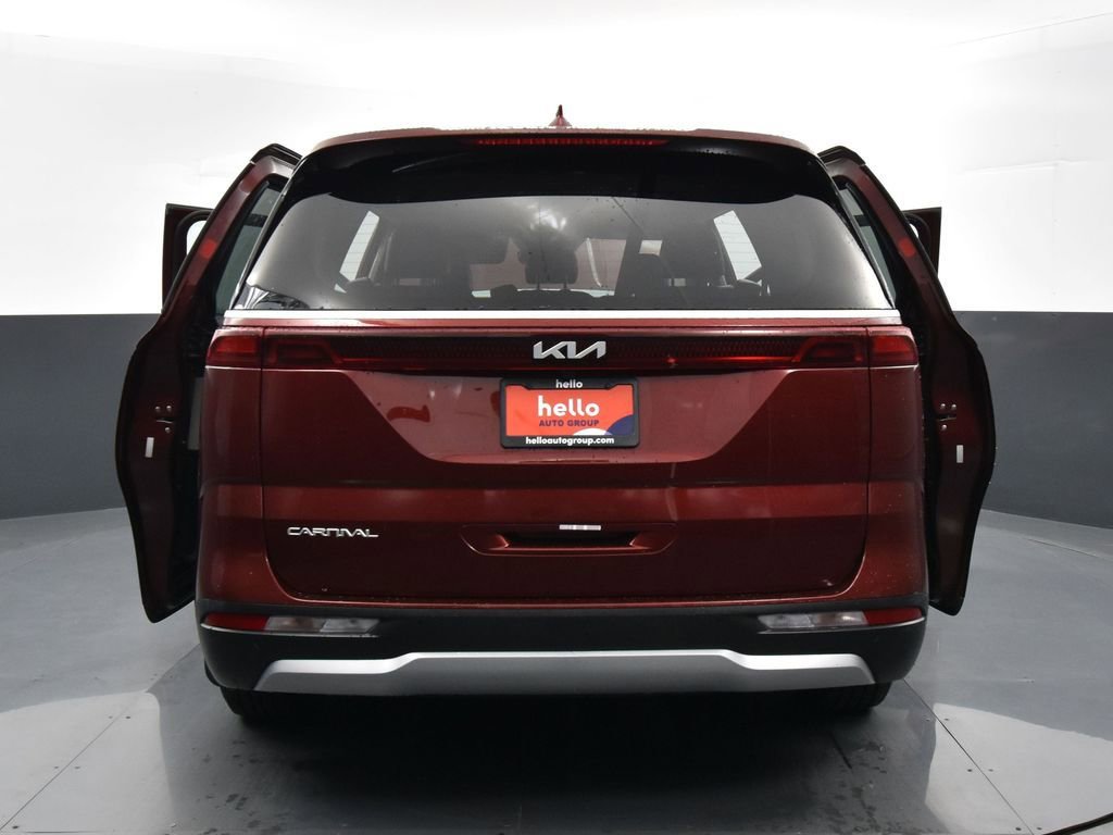 Used 2024 Kia Carnival LX image 42