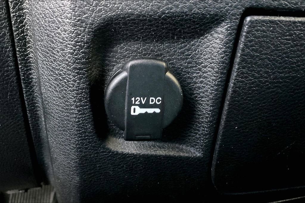 Used 2014 RAM 1500 Express RWD image 26