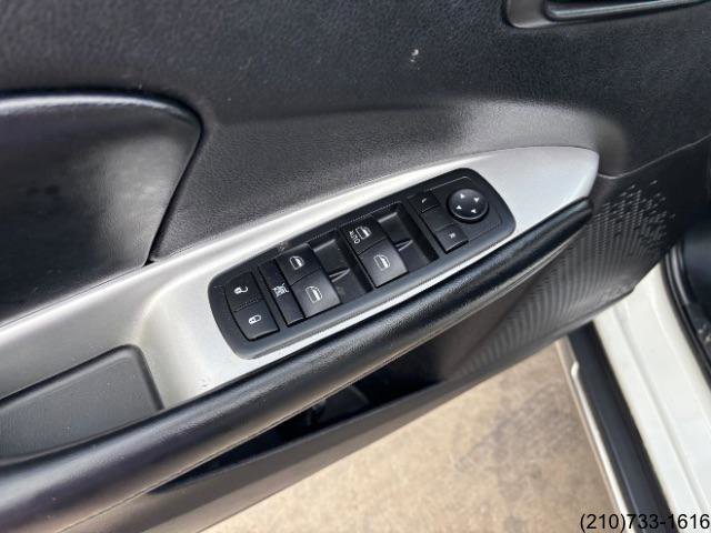 Used 2017 Dodge Journey Crossroad w/ Mopar Chrome Accent Package FWD image 16