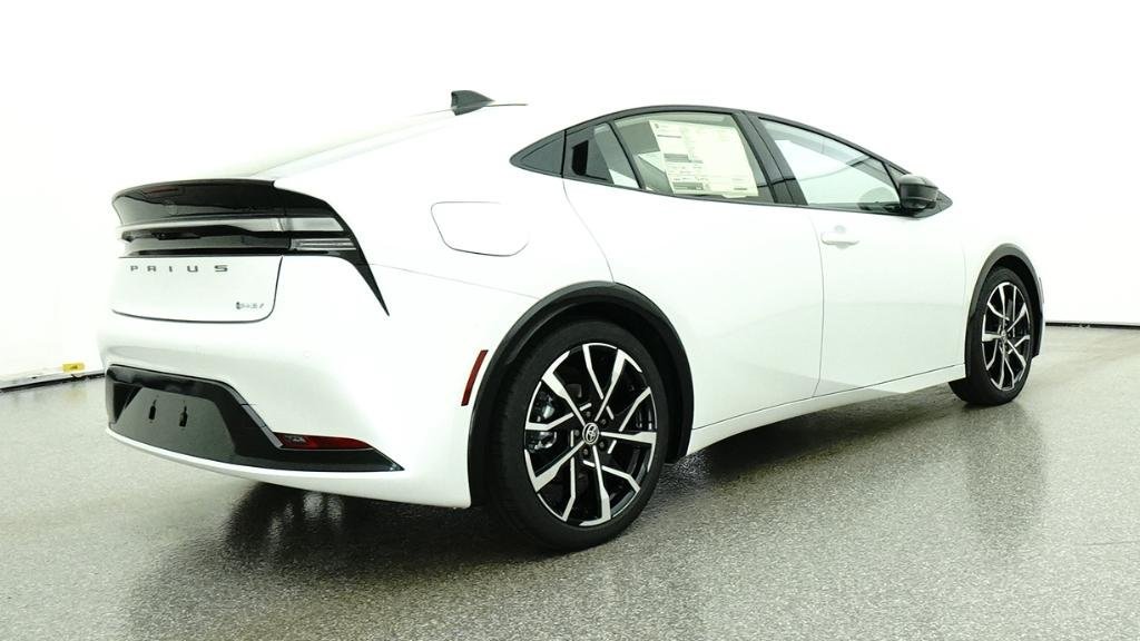 New 2026 Toyota Prius Plug-In Hybrid w/ Limited Premium Package FWD image 29