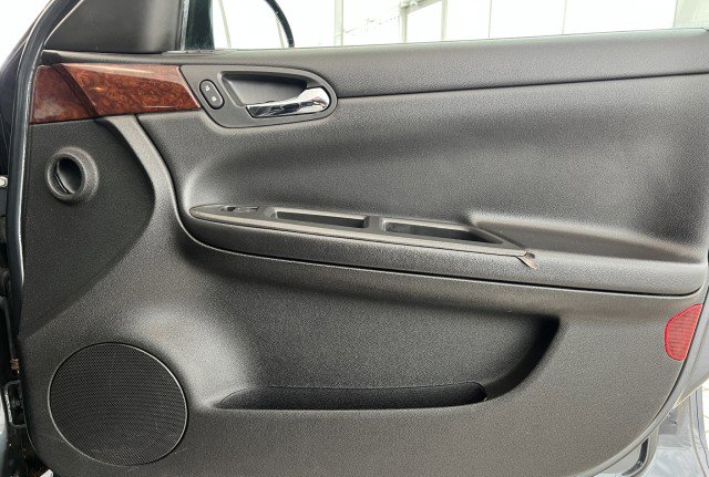 Used 2011 Chevrolet Impala LT image 16