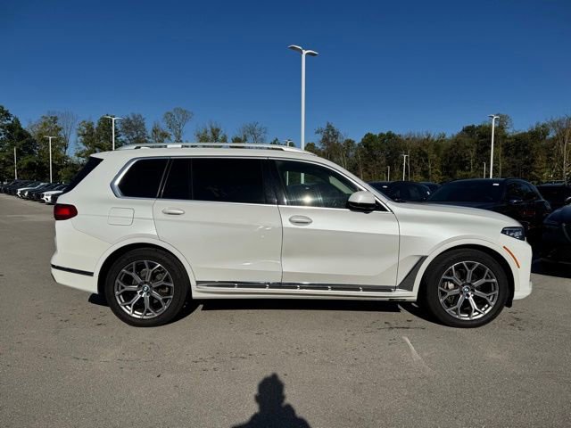 Used 2020 BMW X7 xDrive40i w/ Cold Weather Package image 2