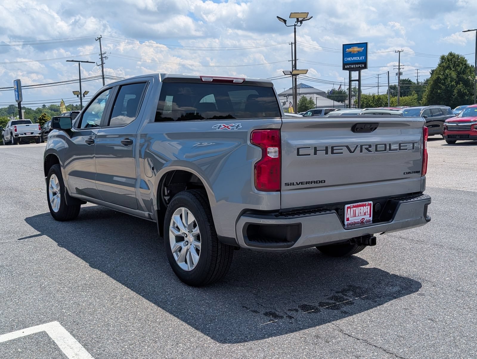 Used 2023 Chevrolet Silverado 1500 Custom w/ LPO, Dark Essentials Package AWD/4WD image 5