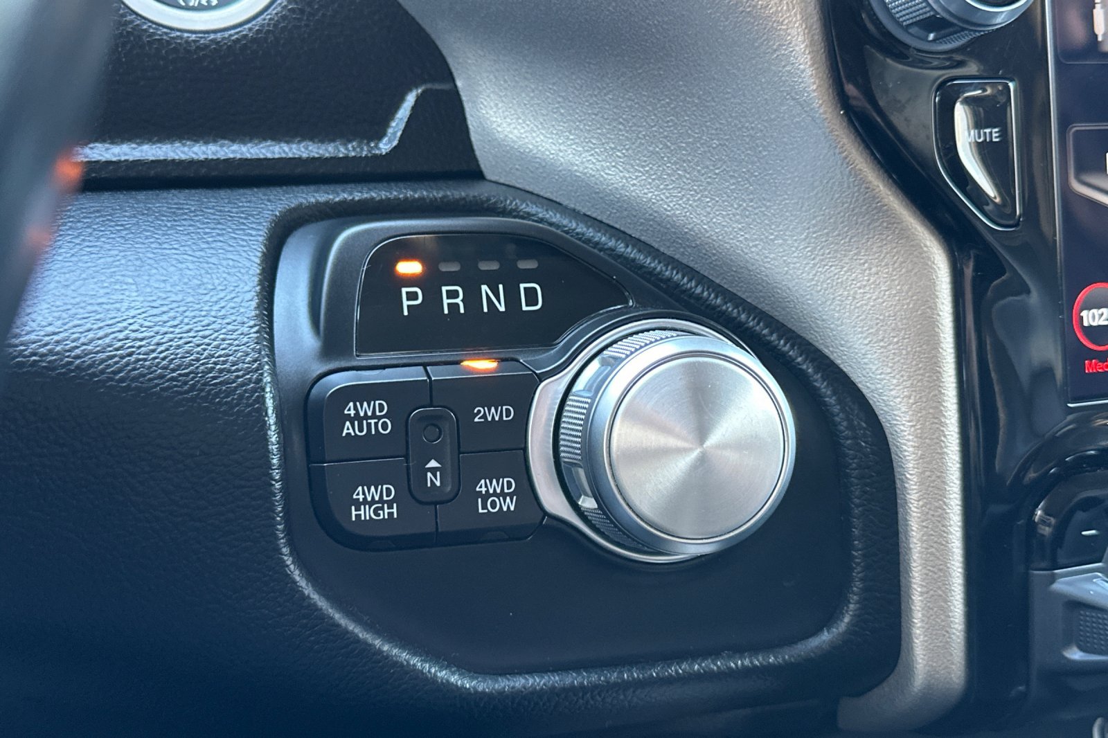 Used 2021 RAM 1500 Laramie AWD/4WD image 32