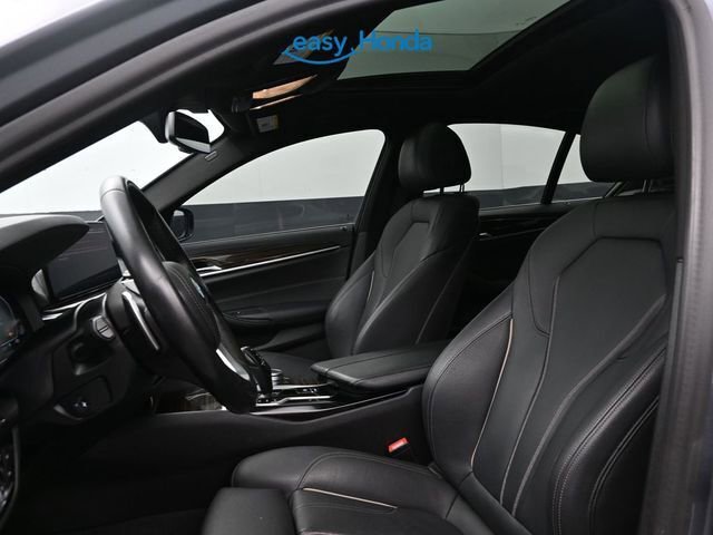 Used 2021 BMW 530i xDrive w/ Convenience Package image 15