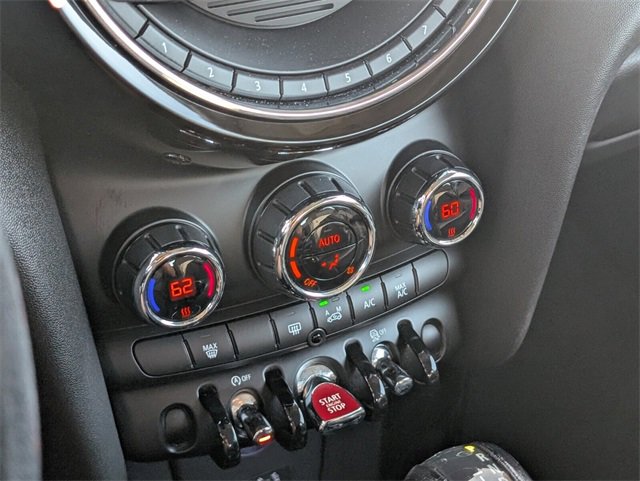 Used 2015 MINI Cooper S image 22