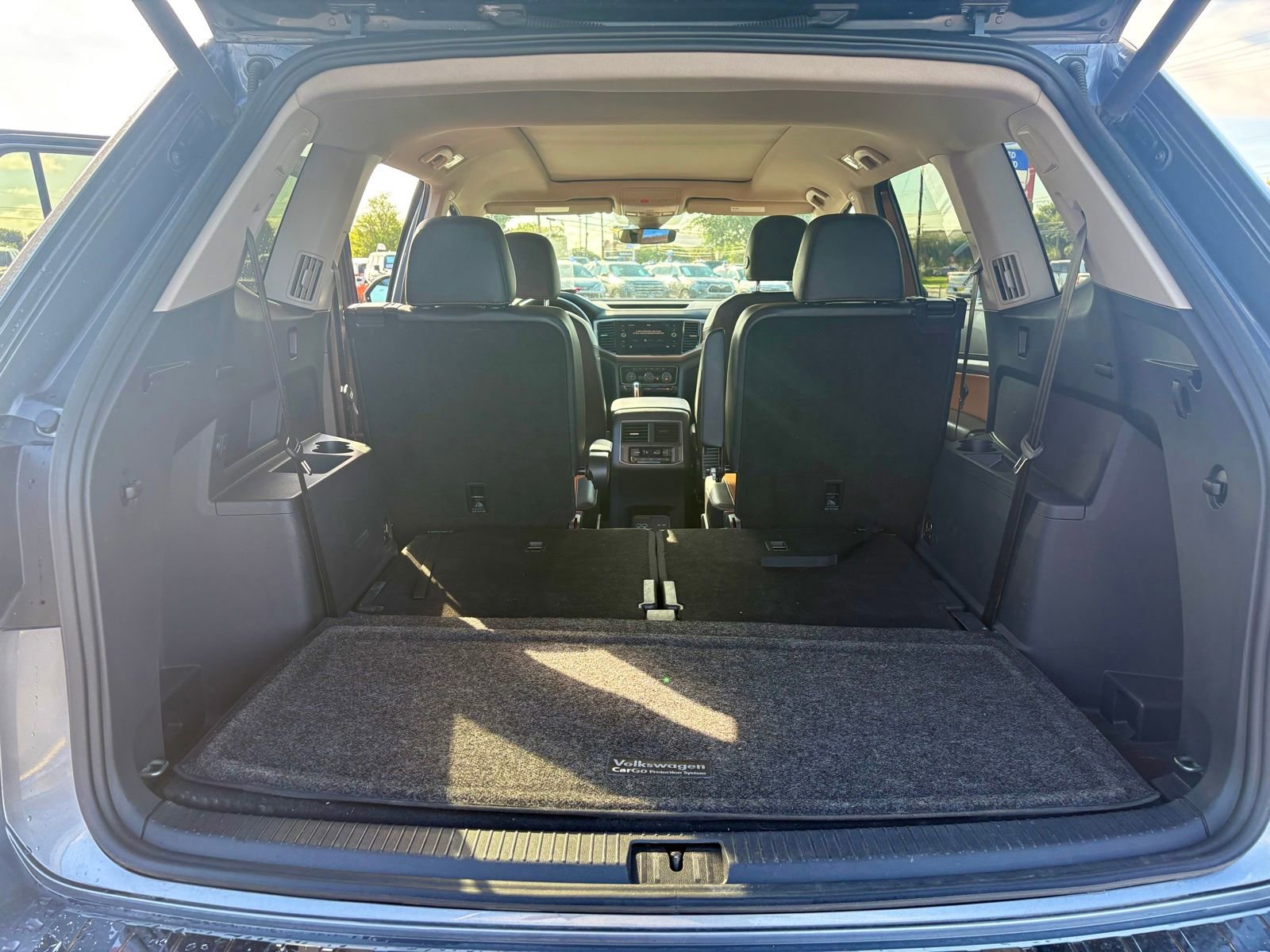 Used 2019 Volkswagen Atlas SEL Premium AWD/4WD image 18