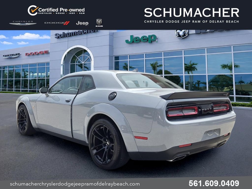 Used 2022 Dodge Challenger R/T Scat Pack RWD image 5