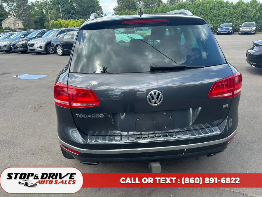 Used 2016 Volkswagen Touareg Sport AWD/4WD image 5