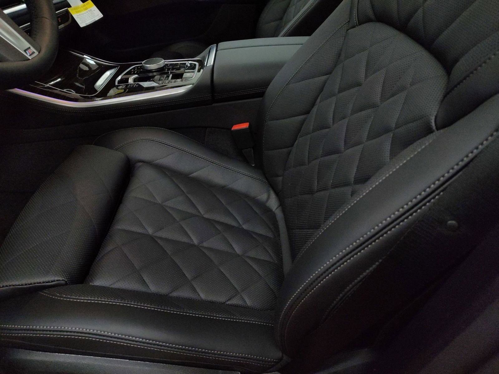 New 2026 BMW X5 xDrive50e w/ M Sport Package image 18