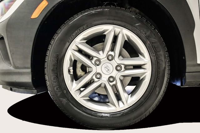 Used 2022 Hyundai Kona SE image 8