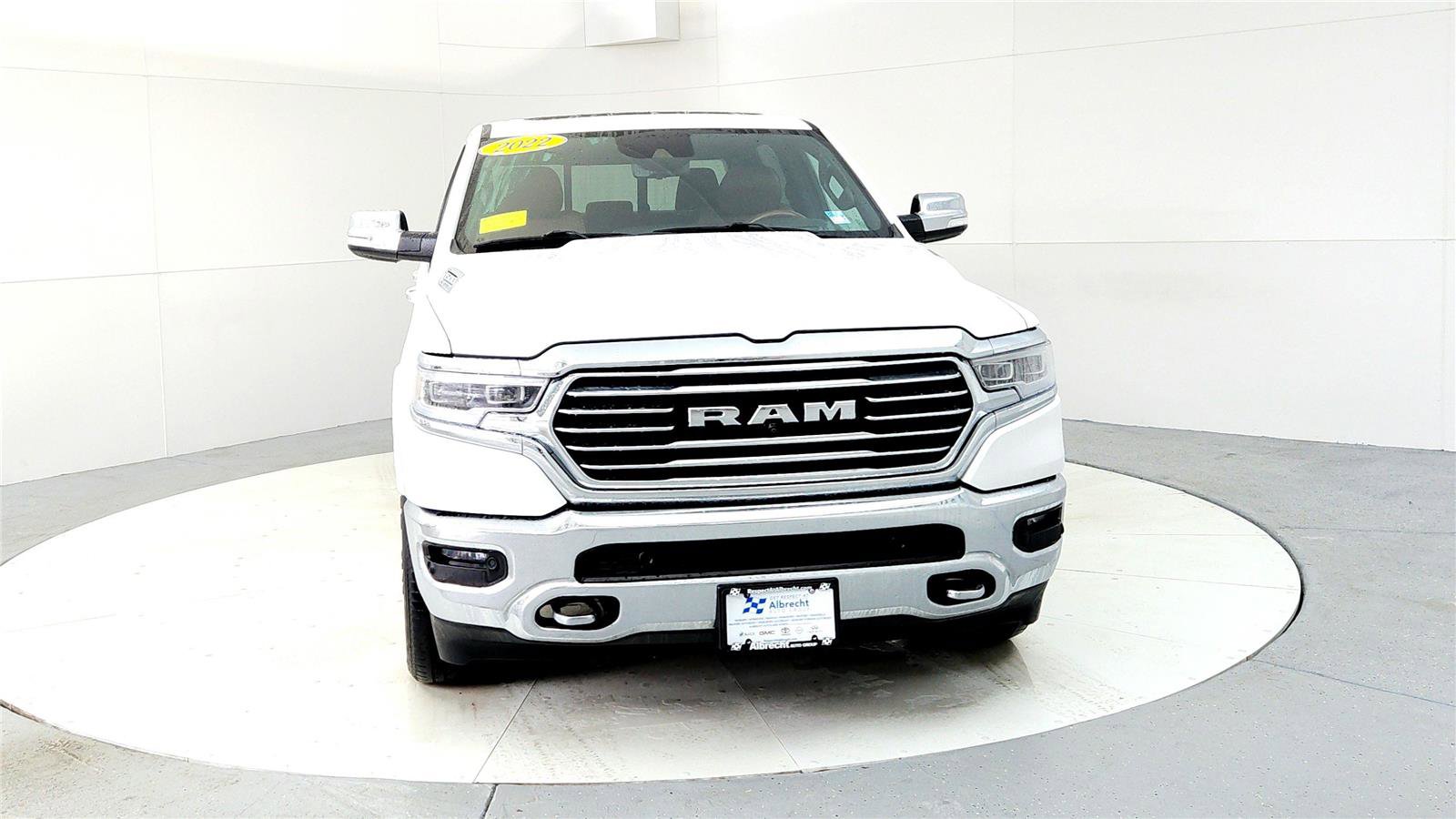 Used 2022 RAM 1500 Limited image 8
