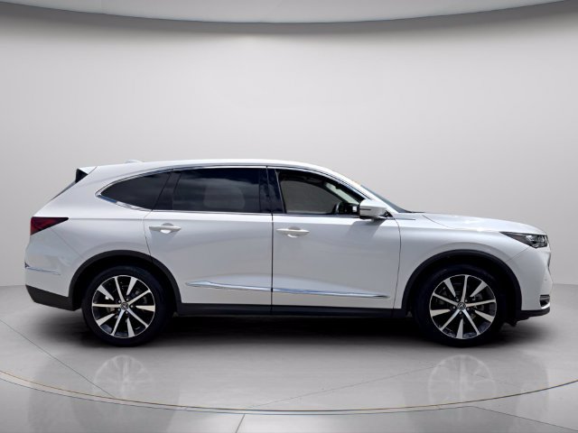 Certified 2026 Acura MDX w/ Technology Package FWD image 4