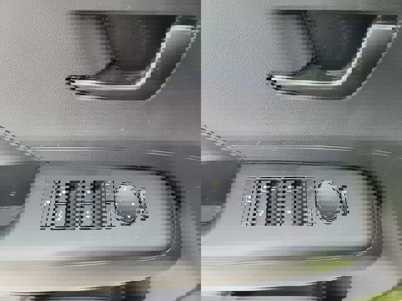 Certified 2024 Hyundai Kona SEL w/ Convenience Package image 11