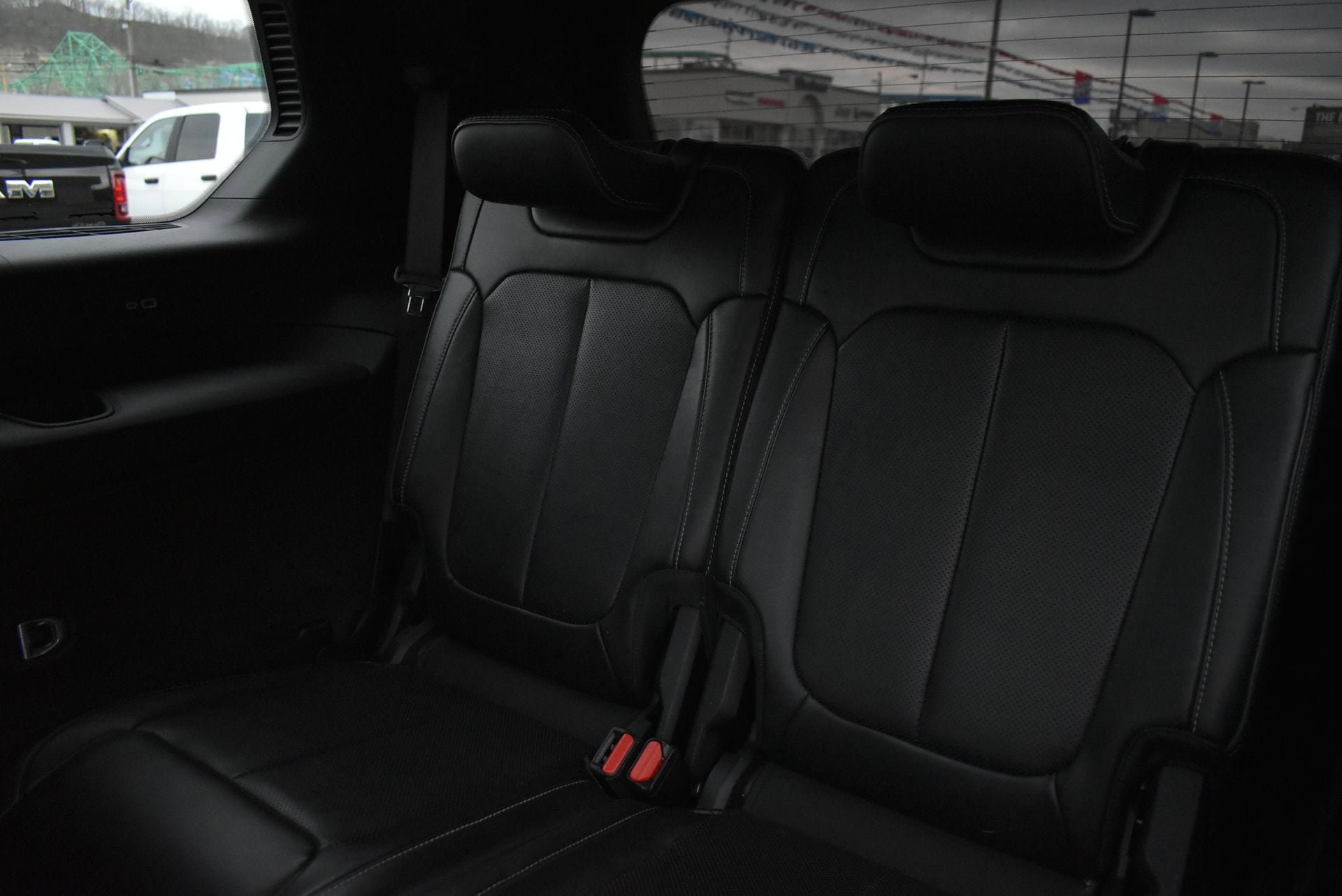 Used 2021 Jeep Grand Cherokee L Overland w/ Luxury Tech Group IV image 18