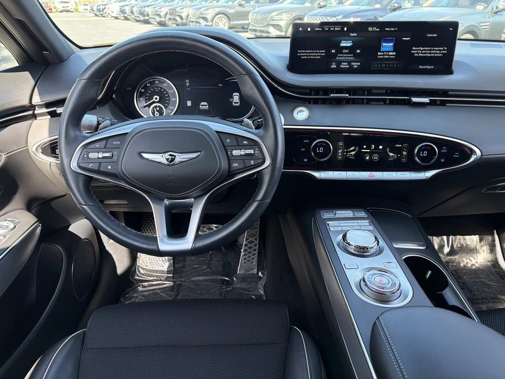Used 2024 Genesis GV70 3.5T Sport image 7